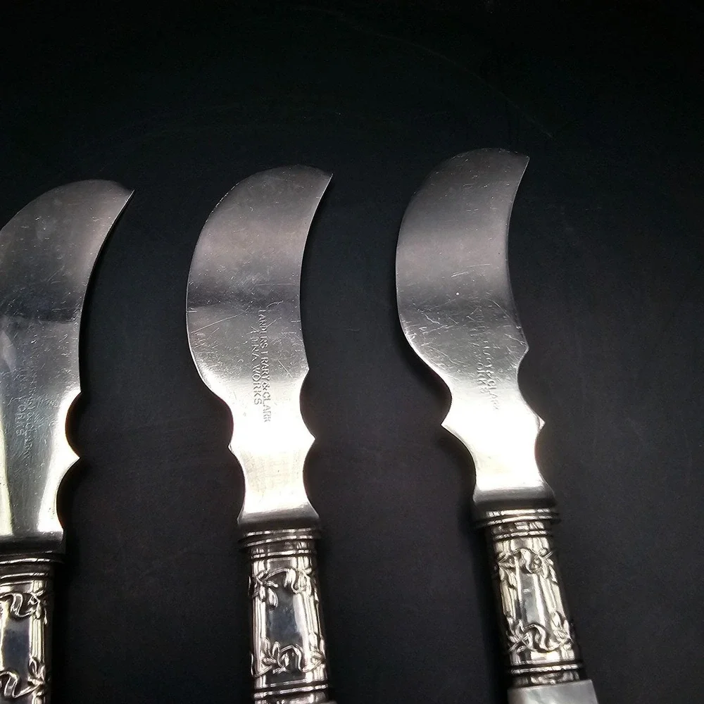 Vintage Landers Frary & Clark Sterling Silver Mother of Pearl Butter Knife Set 4